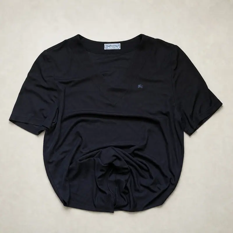 Burberrys of London — Fine Knit Embroidered Jumper