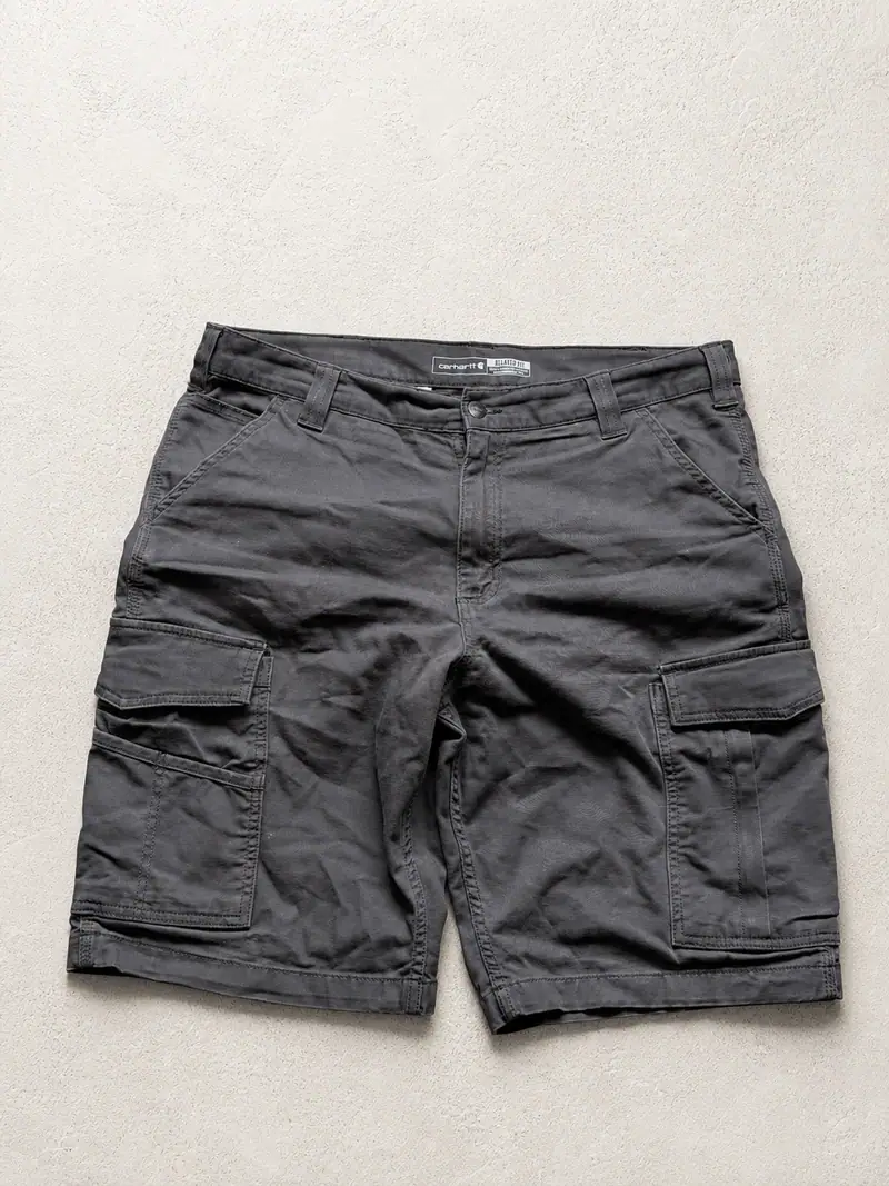 Carhartt — Short Cargo Relaxed Fit Antracita — imagen 1 de 8